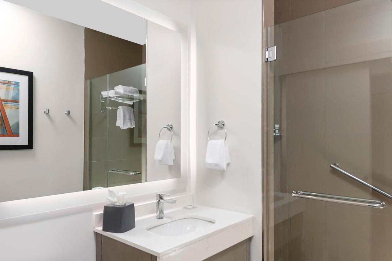 Hyatt House The Woodlands-Shenandoah Hotel Buitenkant foto