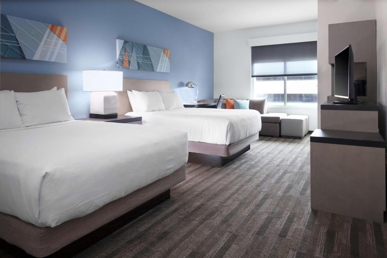 Hyatt House The Woodlands-Shenandoah Hotel Buitenkant foto